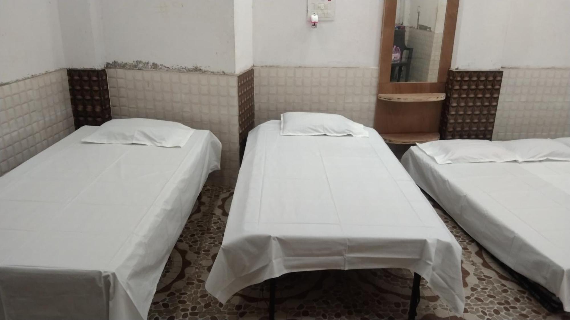 فندق Mangal Dham, دوغار المظهر الخارجي الصورة